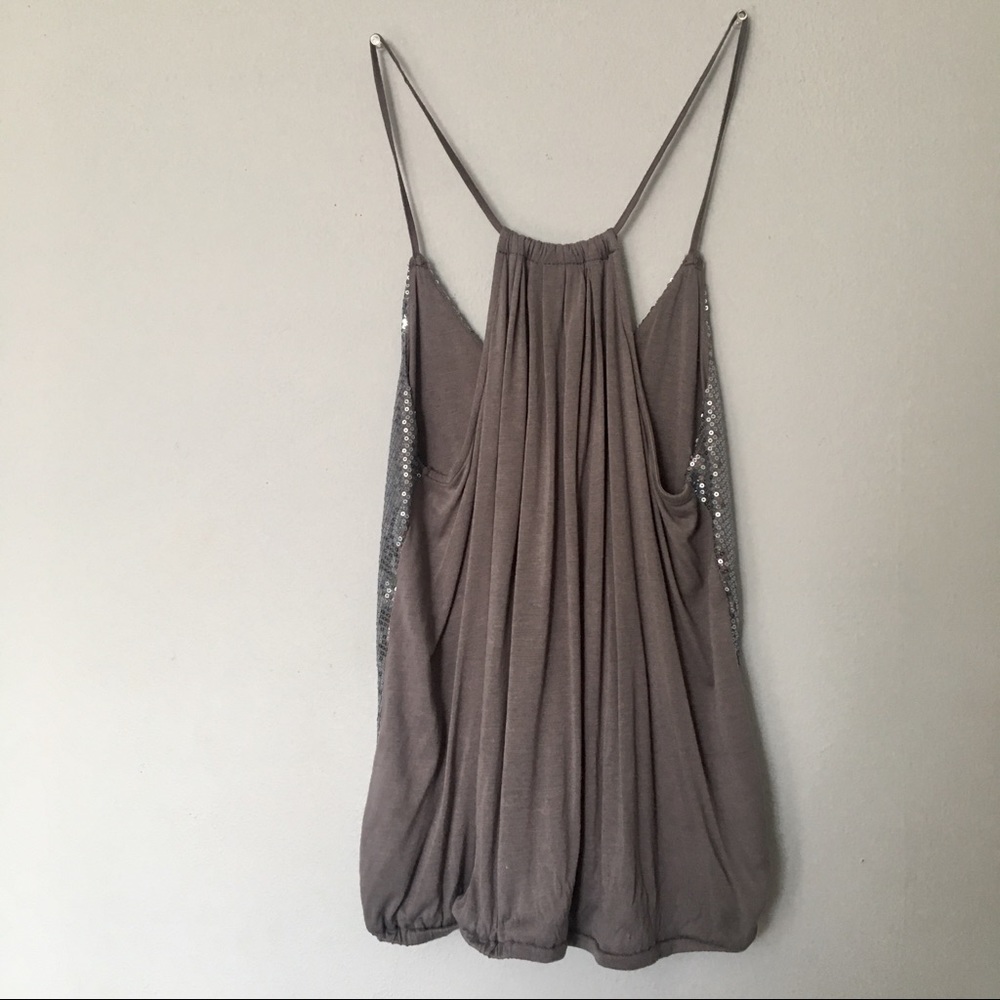 UO • Sequin Top - Picture 4 of 6